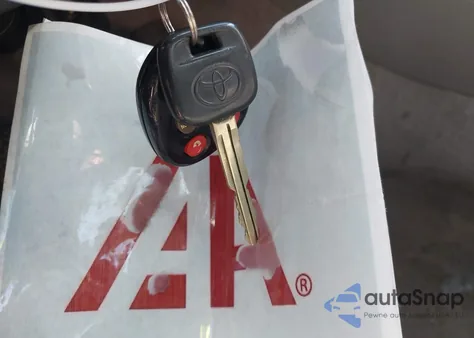 2004 Toyota Camry Le из США, поврежденный, VIN 4T1BE32KX4U357142